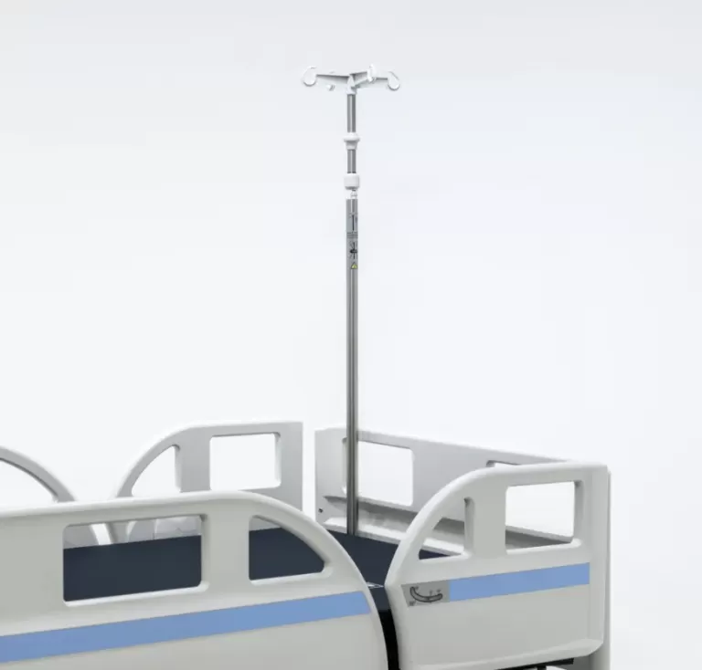 IV POLES